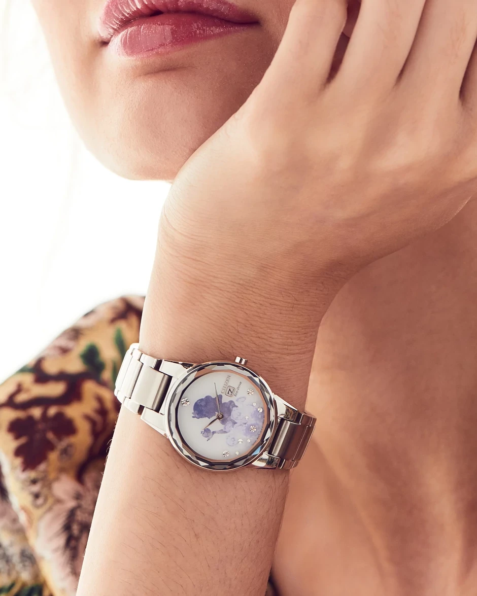 Snow White Silver-Tone Dial Stainless Steel Bracelet GA1070-53W